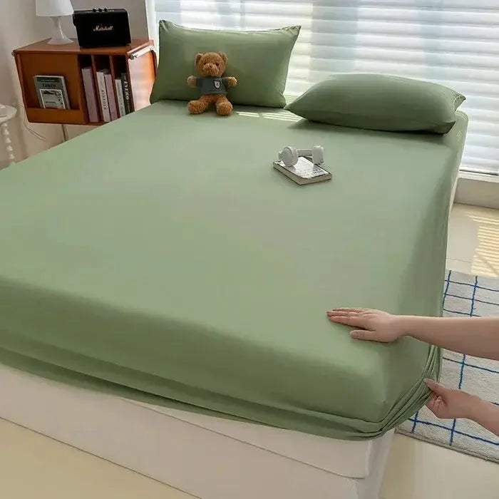 Simples Market washed fitted sheet with elastic non-slip bands, sage green, for single to king beds