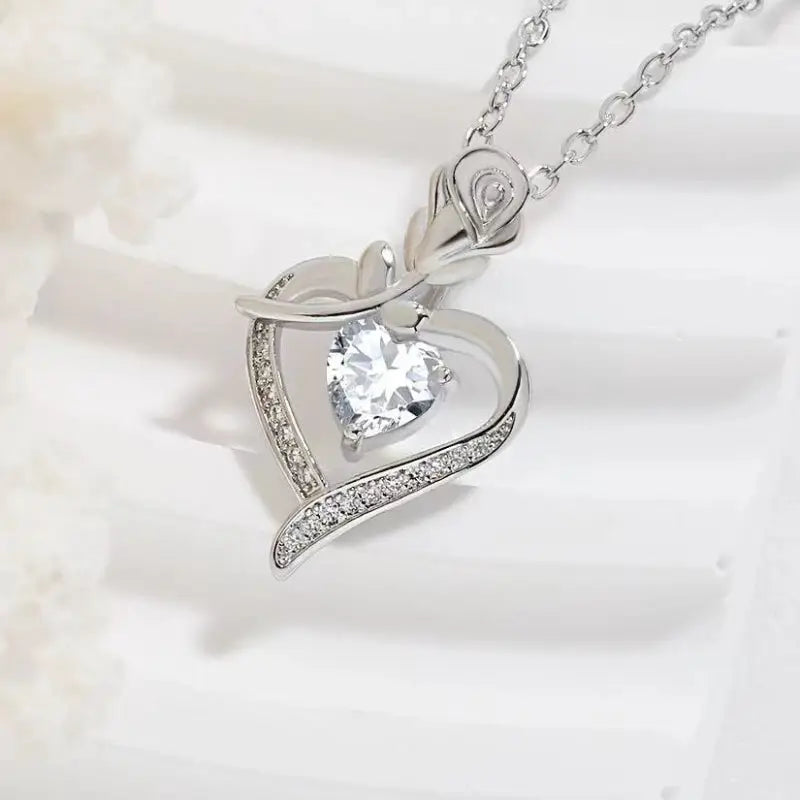 Heart Shaped Pendant Necklace Hollow Design Rhinestone Zinc Alloy for Women Gift for Best Friends Mothers Day Party Wear