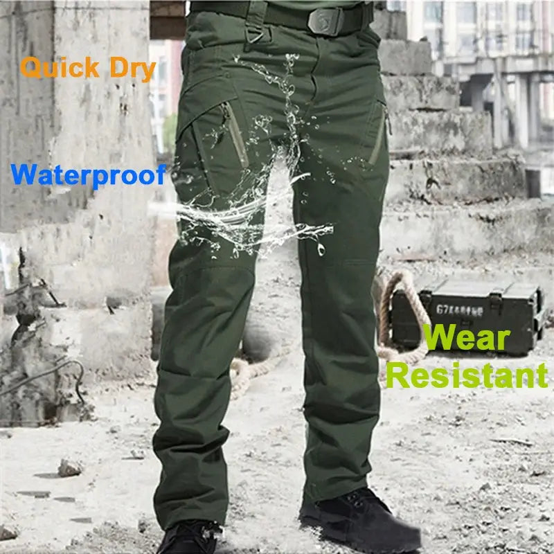 Men's olive green cargo pants with multiple pockets, waterproof and wear resistant.