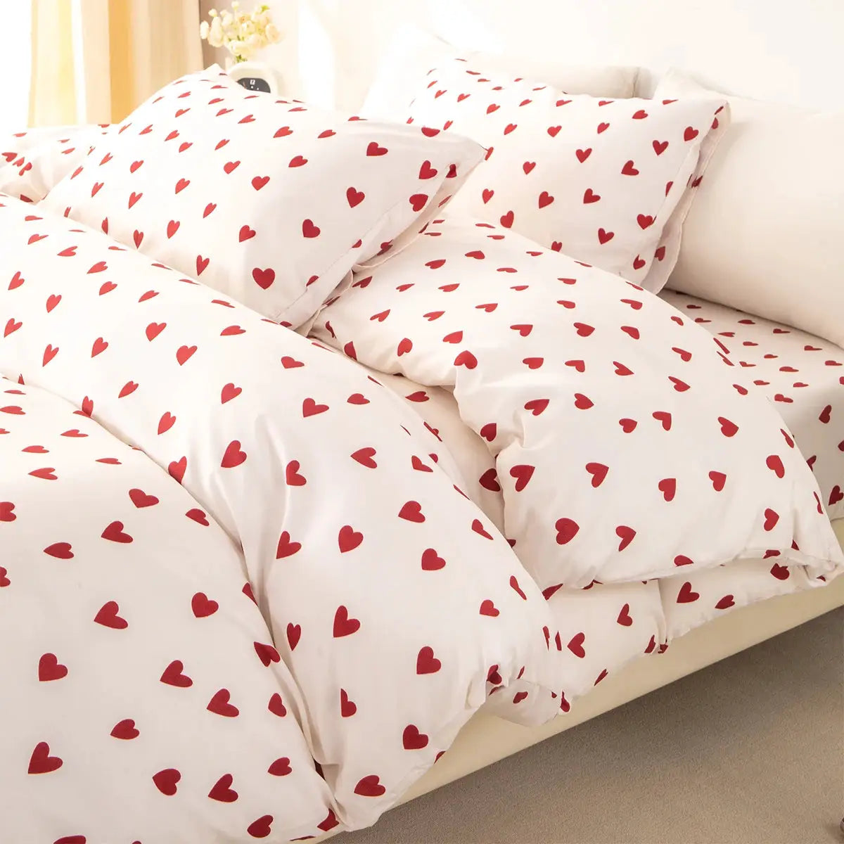 Duvet cover set, 3pc red heart printed with 1 duvet cover and 2 pillowcases, soft and skin-friendly from Simples Market