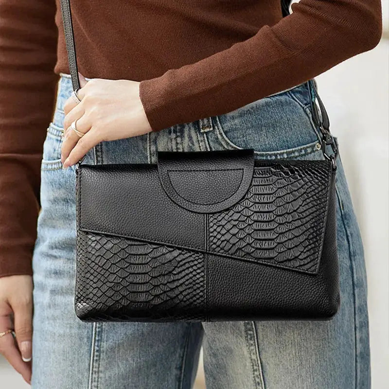 Black PU faux leather women's crossbody bag with alligator-pattern flap