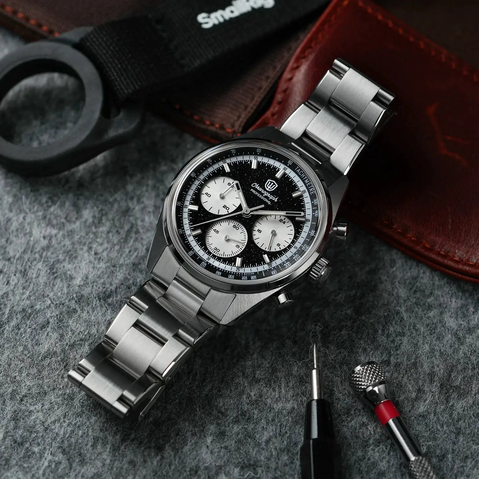 Chronograph watch by Simples Market; stainless steel bracelet, black speckled dial, silver subdials