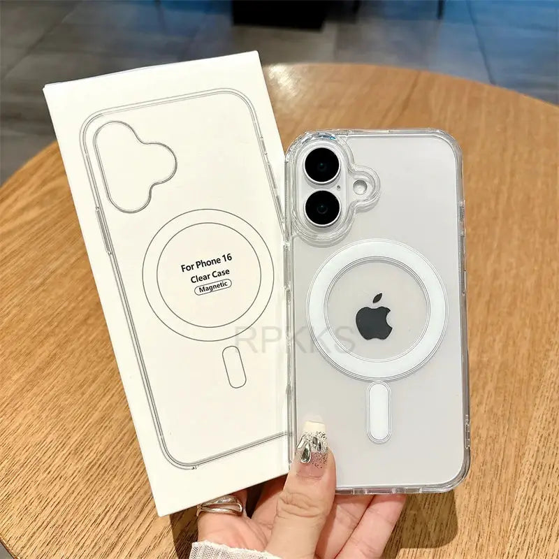 Clear MagSafe iPhone case by Simples Market with circular magnetic ring and packaging