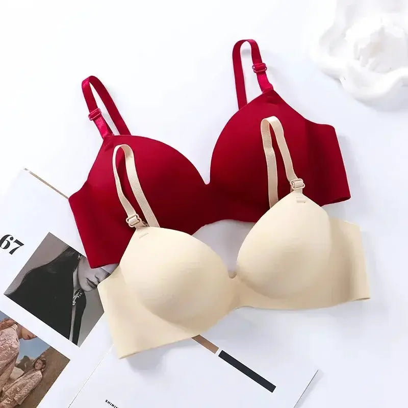 Women's seamless wireless push-up bras in red and beige, 3/4 cup, set of two