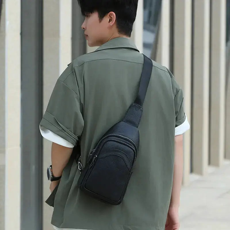 Men's leather chest bag crossbody; genuine top-grain black leather, large-capacity casual bag