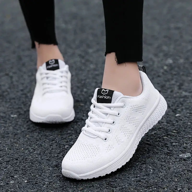 NovaStride Women Platform Running Shoes With Breathable Mesh Upper For Comfort And Stability