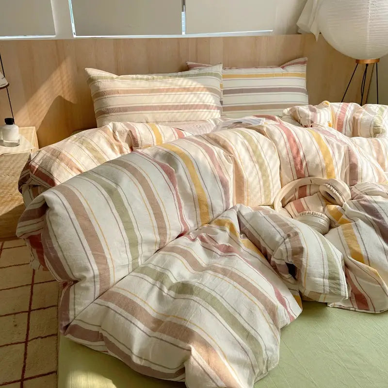 Simples Market striped cotton bedding set with duvet cover and two pillowcases in pastel colors
