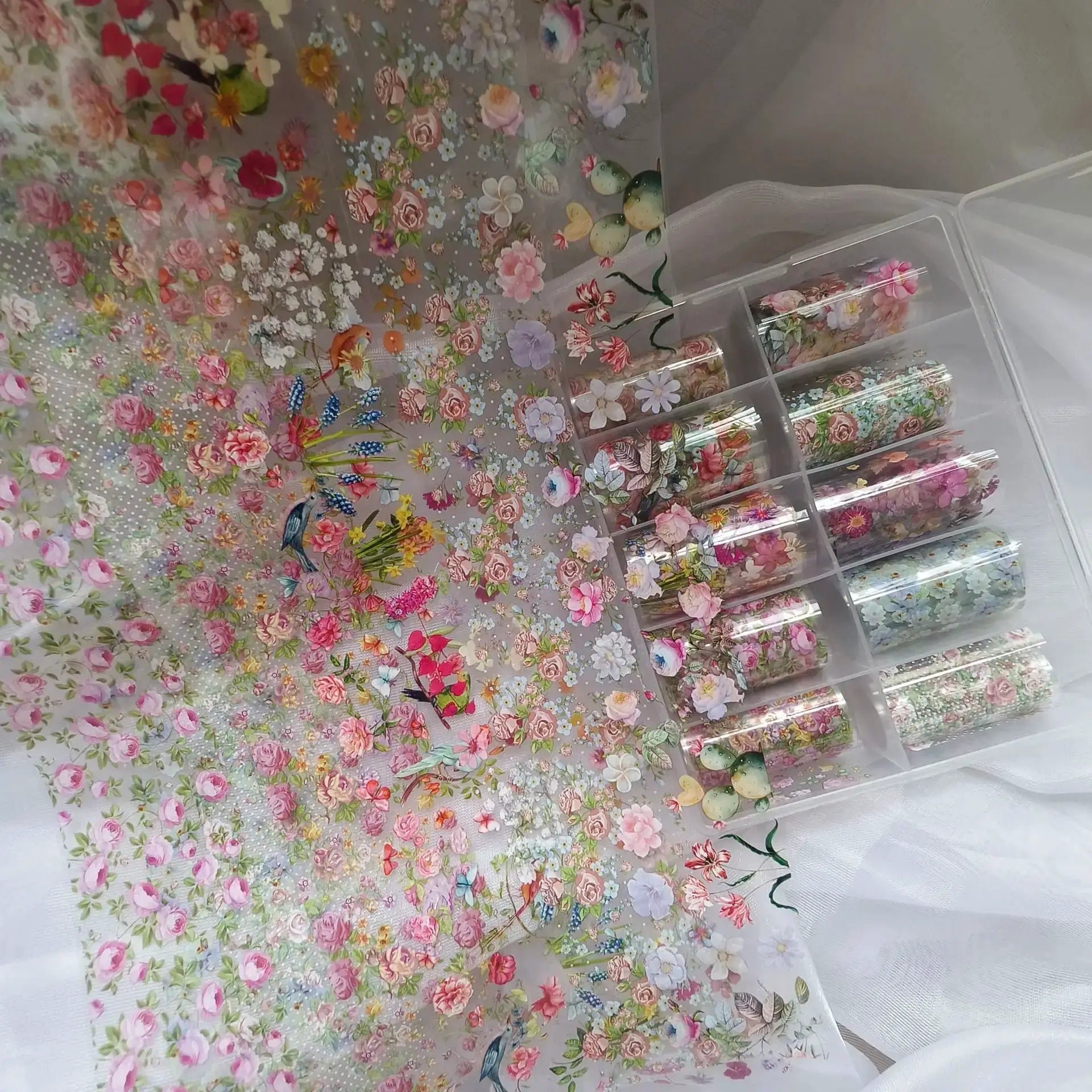 Simples Market 10-roll nail foil set with floral rose patterns, marble and bow accents