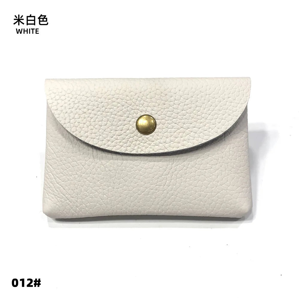 Card holder in white genuine leather with envelope-style flap and gold snap