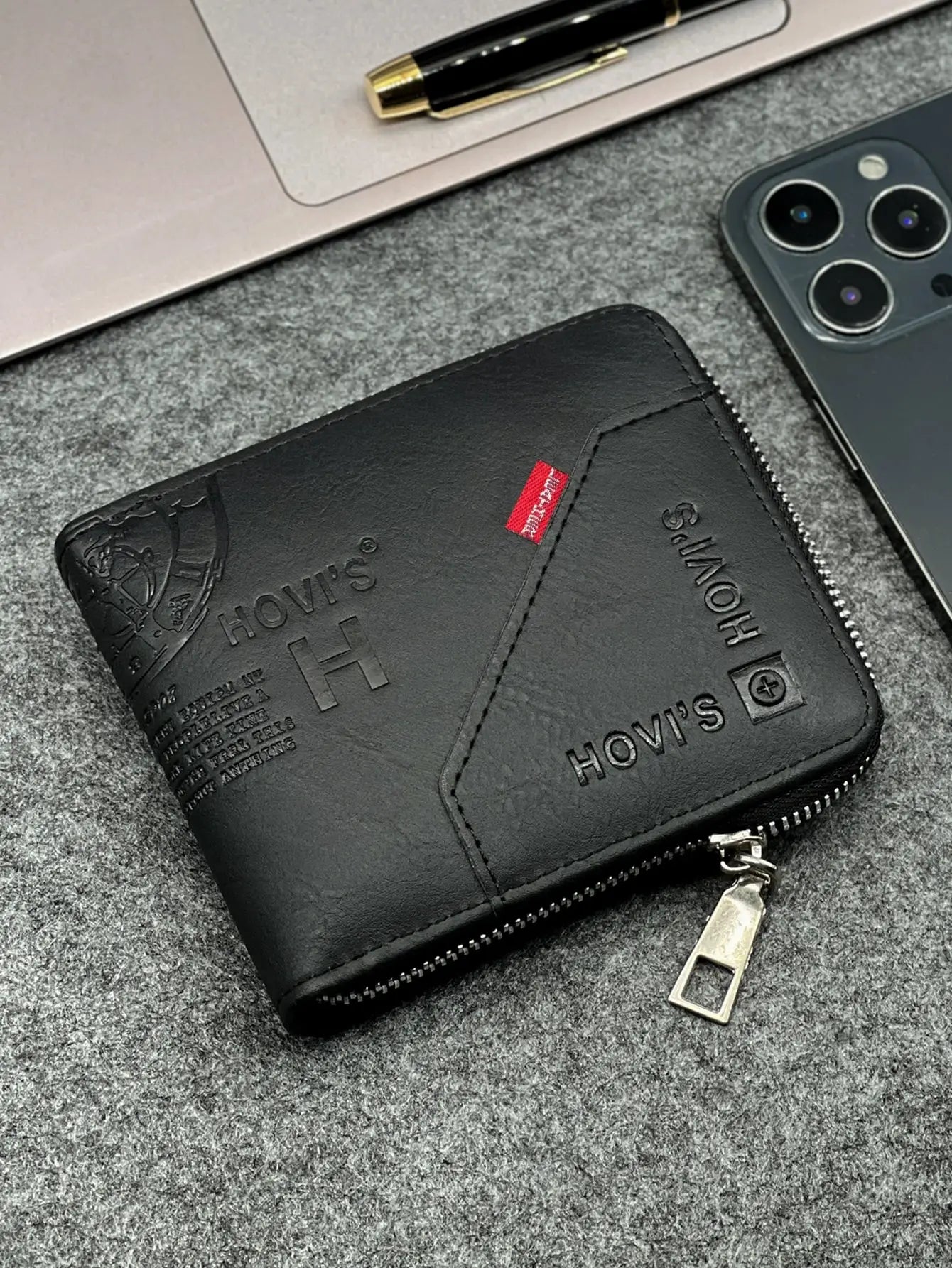 Zippered slim PU wallet by Simples Market; black, compact design for coins and cards