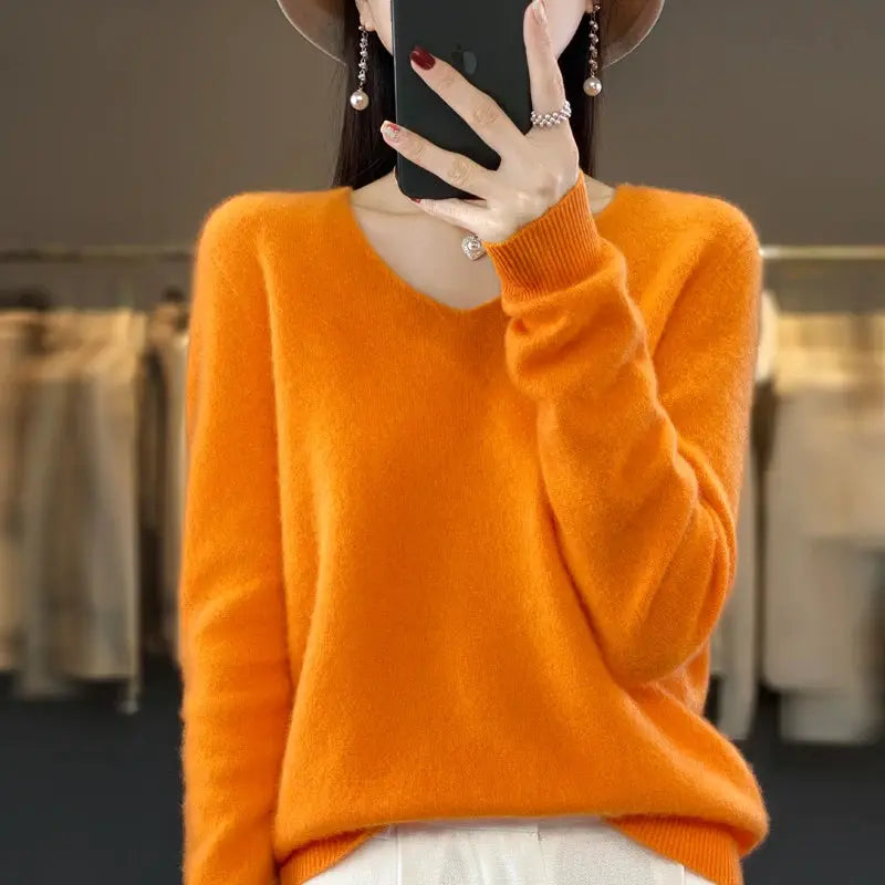 Women's Merino Wool V Neck Pullover Sweater Loose Fit for Autumn and Winter Comfort