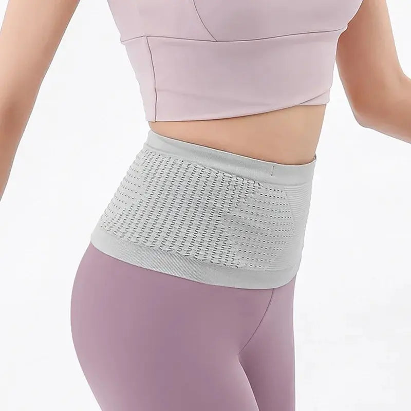 Simples Market seamless running waist belt bag in gray, breathable perforated waistband for phone, unisex fitness accessory.