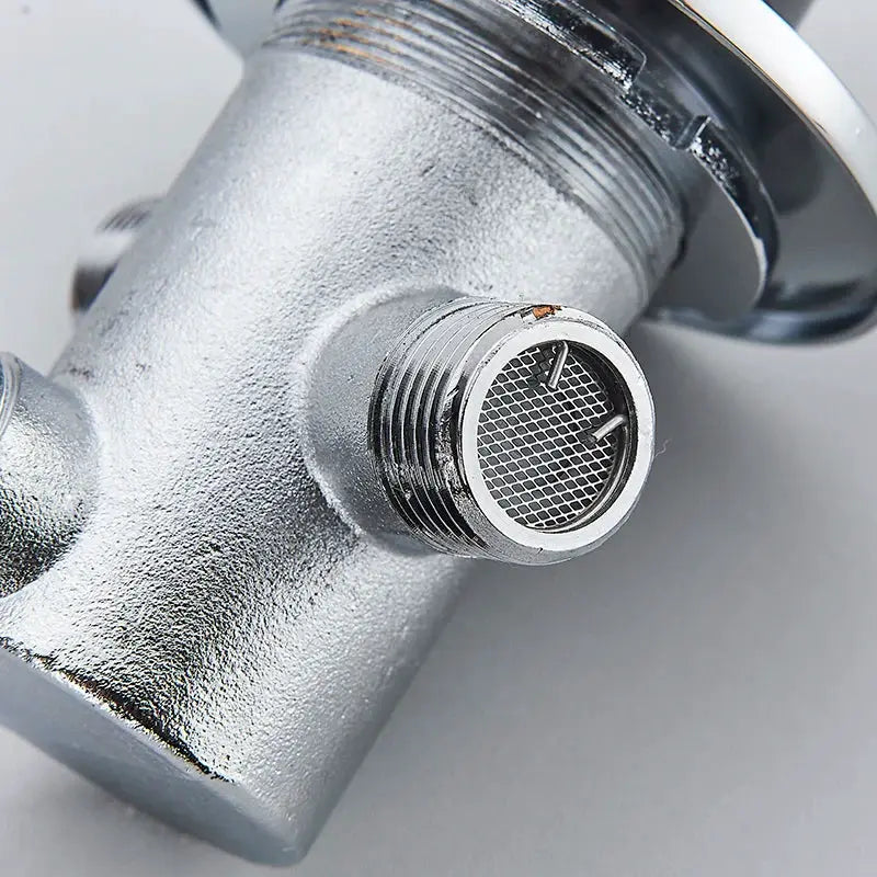 Brass thermostatic mixing valve with threaded inlet and mesh screen
