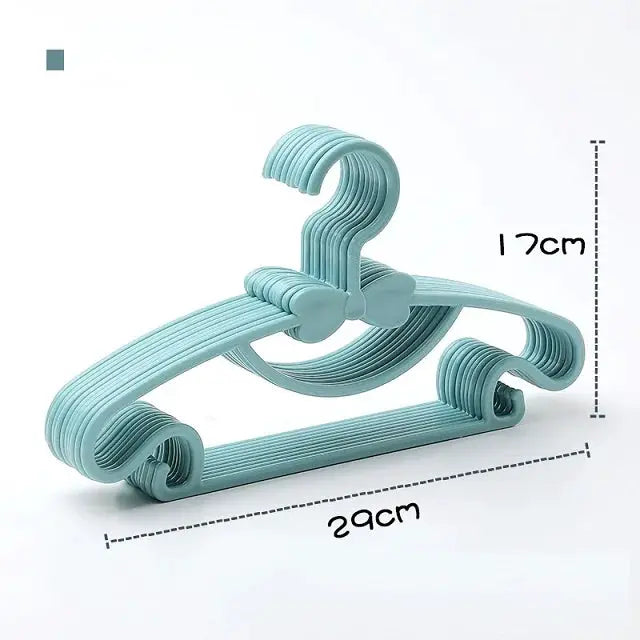 Simples Market blue plastic baby clothes hanger, windproof portable coat and towel organizer