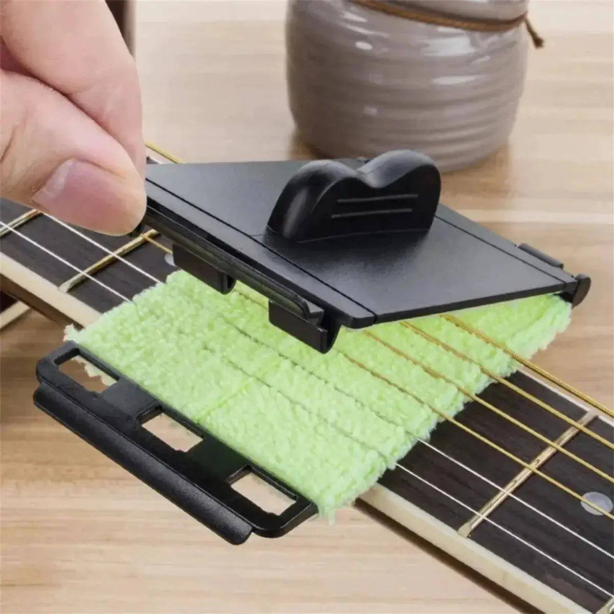 Miwayer Guitar String Cleaner and Fretboard Cleaning Cloth for Violin Bass Ukulele and Electric Guitars