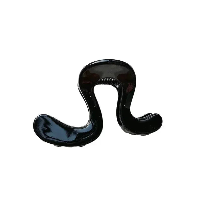 LuxLocks Wine Red Shark Clip Hair Claw Vintage Geometric Hairpin With Durable All Day Grip