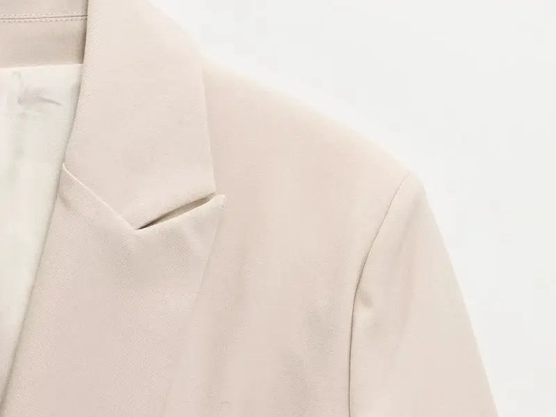 Beige women's blazer close-up from ETJ 2025 spring suit set