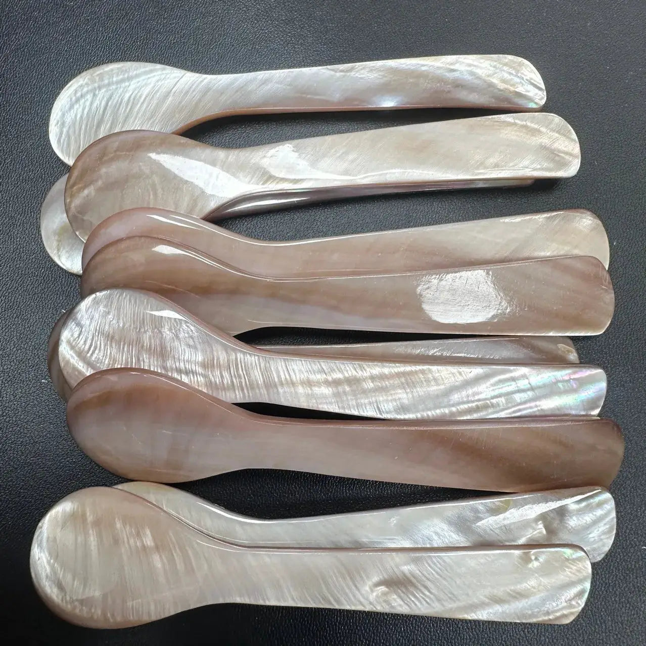 11cm Natural Shell Ice Spoon Mother of Pearl Seashells Stirring Teaspoon for Ice Cream Coffee Caviar Crafts Kitchen Tool