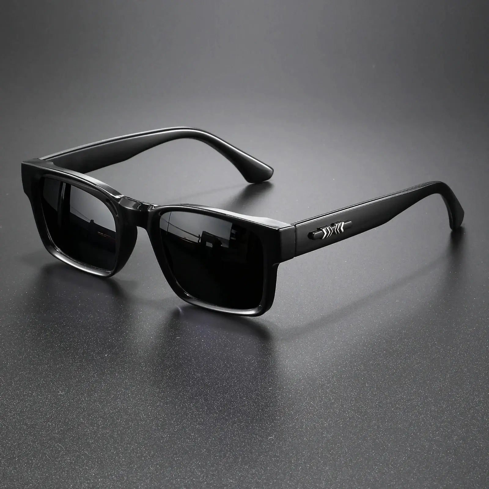 Retro Punk Fashion Sunglasses Square Protective Frame UV400 Unisex For Outdoor Adventures And Casual Style