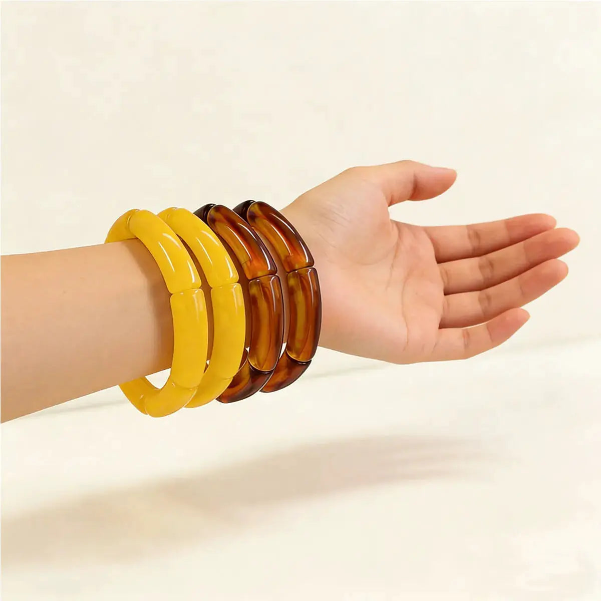 Resin Amber Bamboo Bead Elastic Bracelets 4 Piece Set Handmade Bangles Designer Jewelry 2024 Trendy