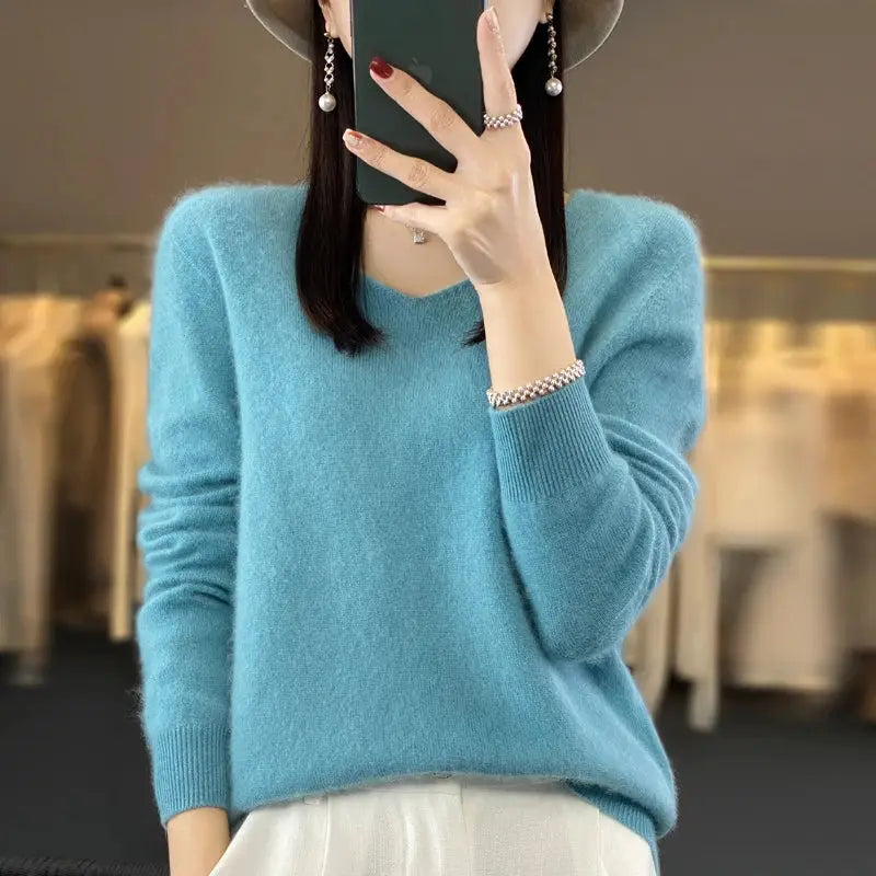 Women's Merino Wool V Neck Pullover Sweater Loose Fit for Autumn and Winter Comfort