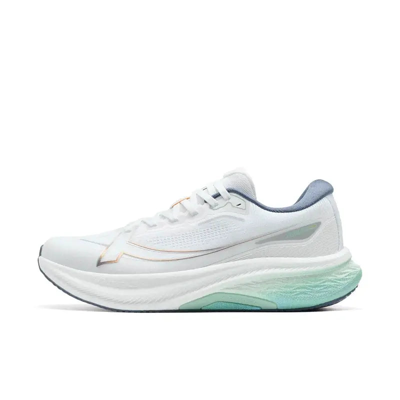 White Xtep men's running shoes with mint-green heel accents and breathable mesh upper