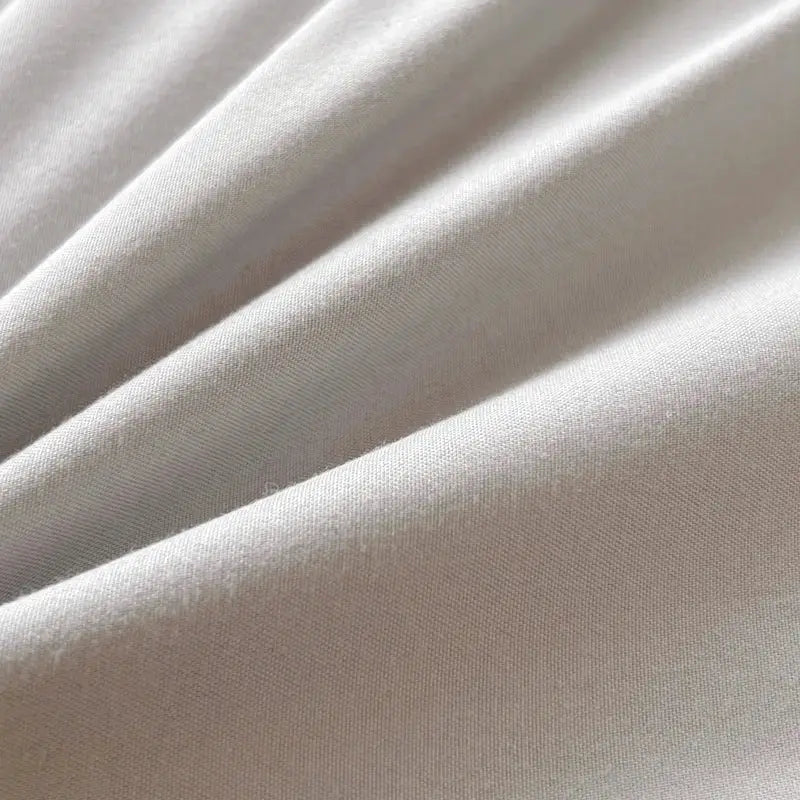 4-piece solid brush-fabric bed set by Simples Market
