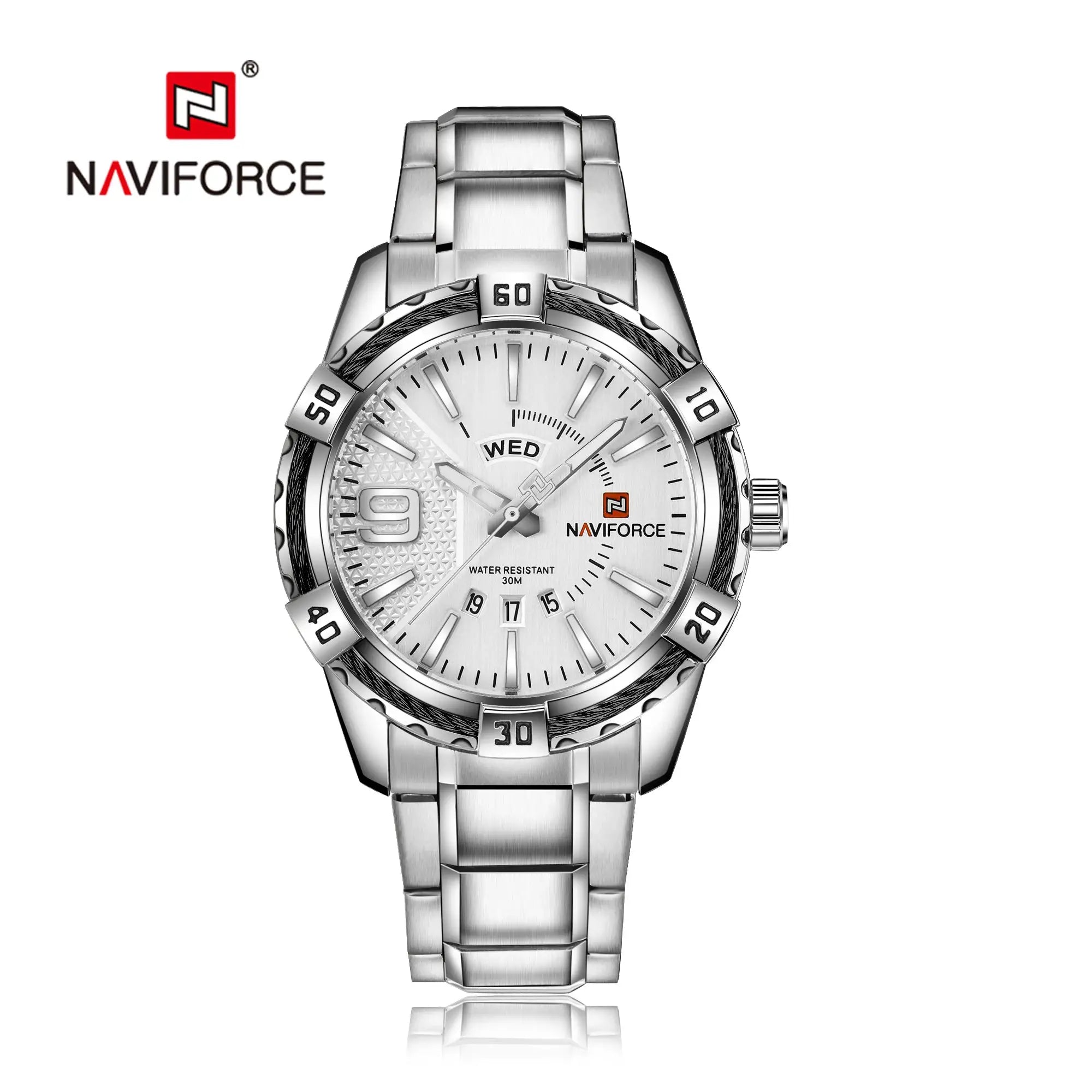 Naviforce men's stainless steel wristwatch with day/date dial and 30m water resistance