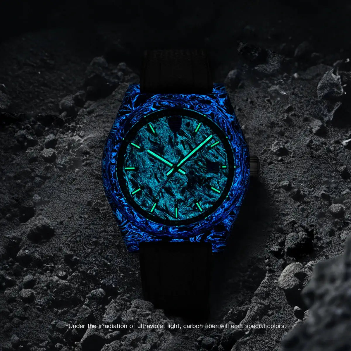 Simples Market carbon fibre luminous 40mm automatic watch with blue carbon-fiber case and green lume dial