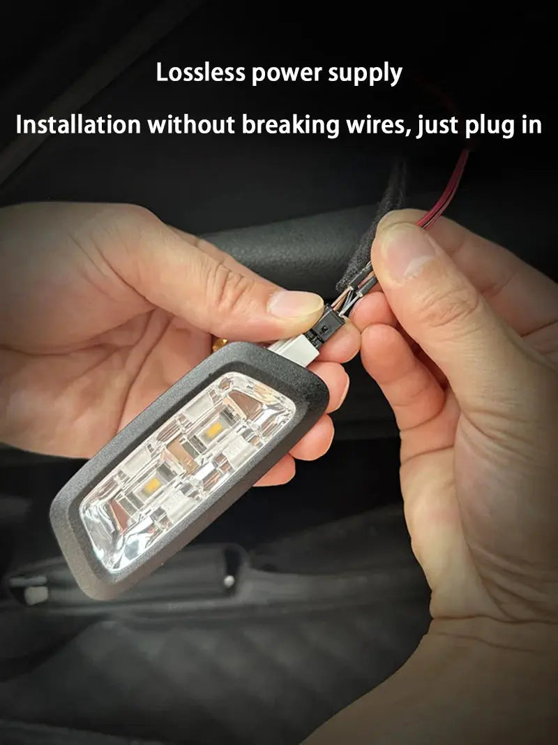 Car trunk high-brightness LED light module for interior ambient lighting; plug-in tailgate light with multiple LEDs
