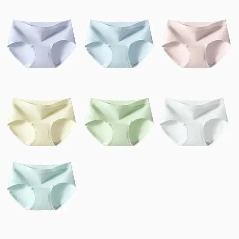 7-piece cotton women panties set in pastel colors; low-waist briefs by Simples Market