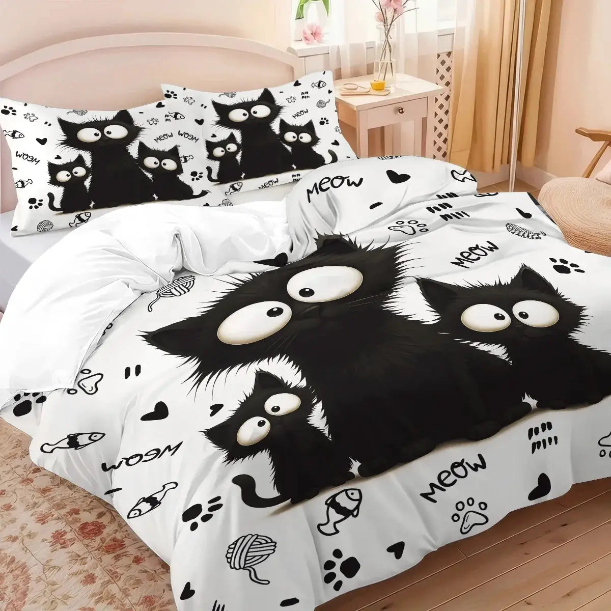 Simples Market 3pc Black Cat bedding set; duvet cover + 2 pillowcases on white with bold cat prints