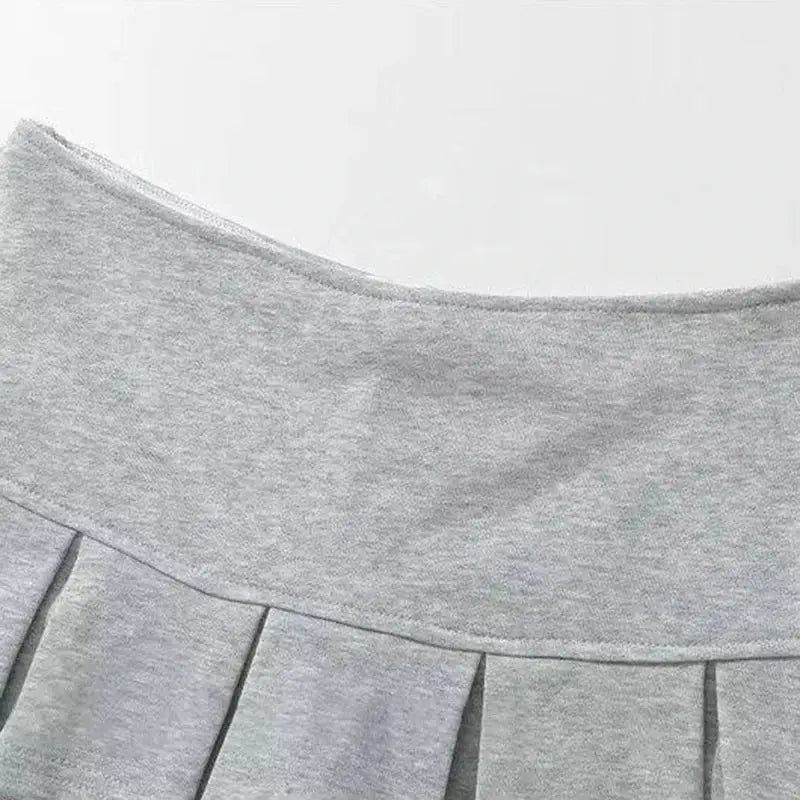 Simples Market gray high-waist pleated A-line mini skirt with built-in shorts