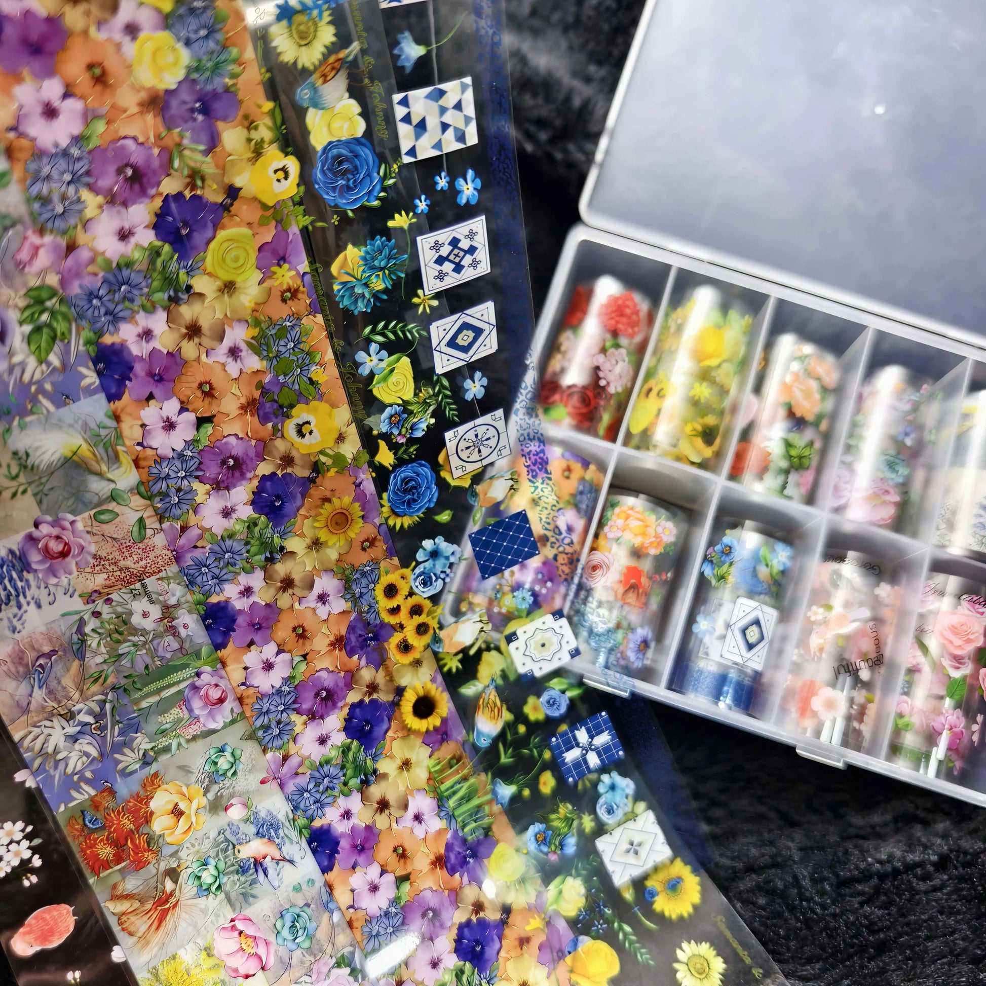 Nail foil sheets set, 10-roll floral designs for nail art by Simples Market.