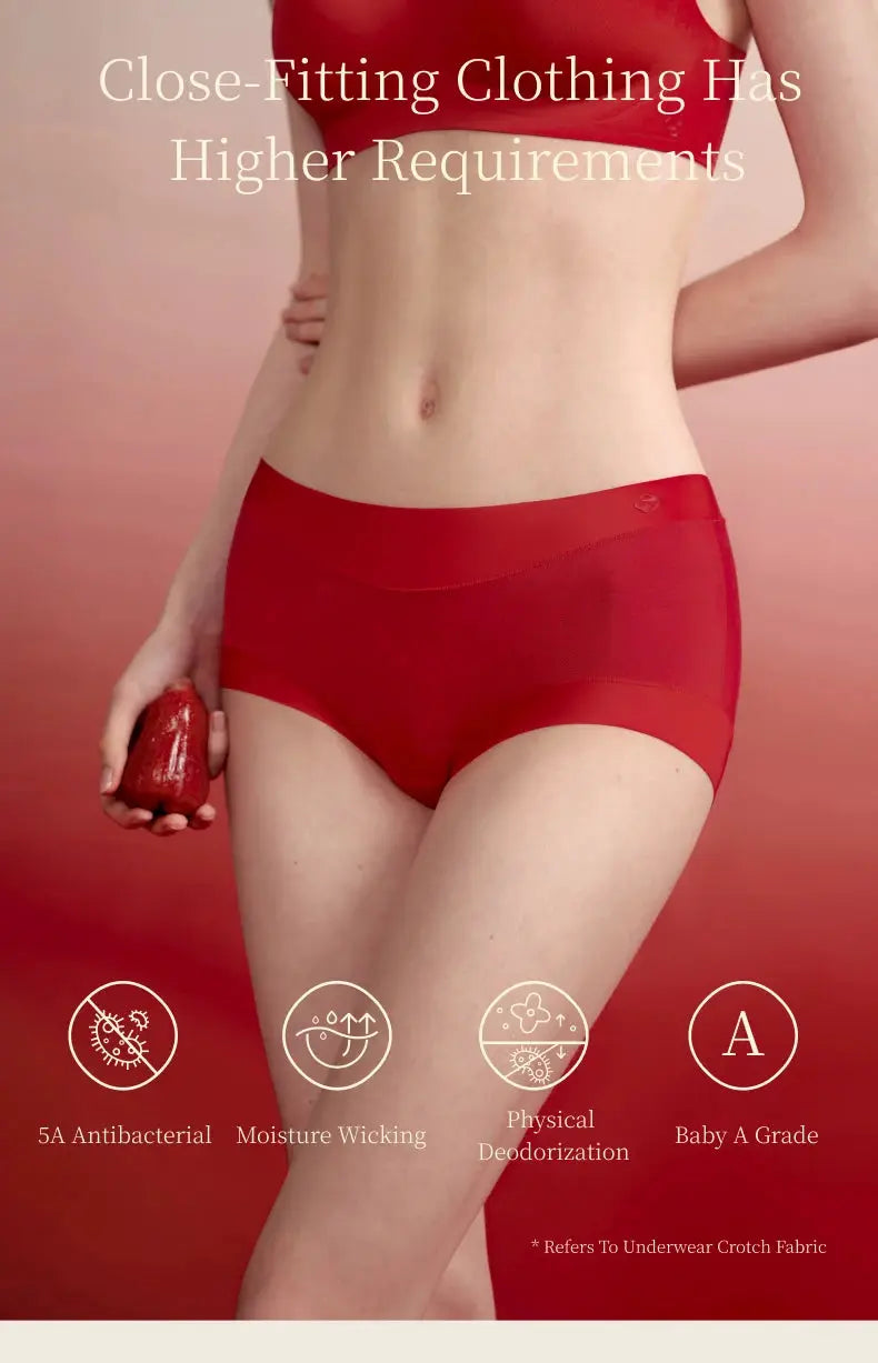 Seamless women's red no-show briefs with stretch fabric