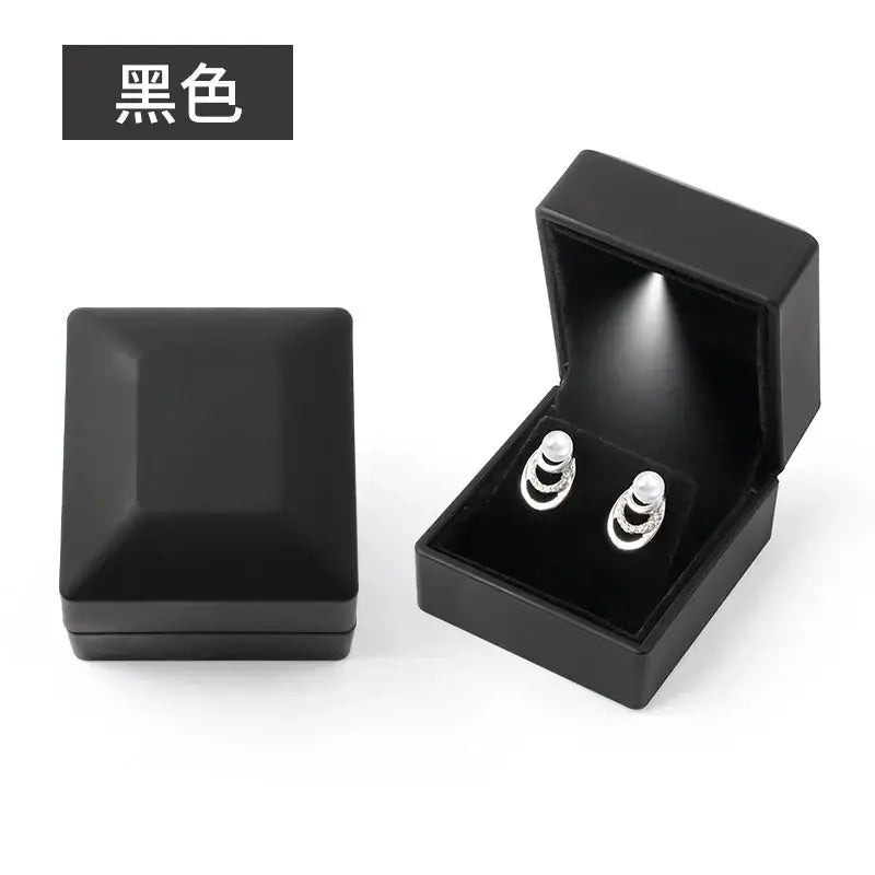 Creative Led Lighting Jewelry Set Ring Pendant Necklace And Bracelet With Light Up Jewelry Box Packaging