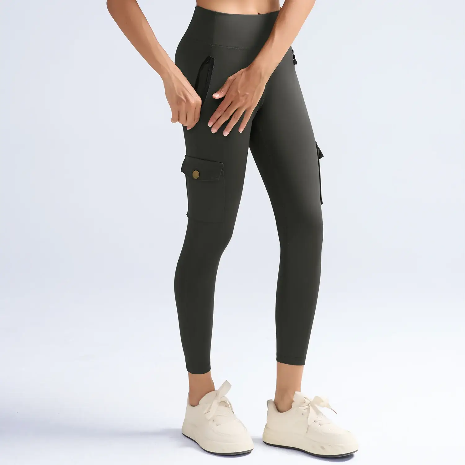 Simples Market black cargo leggings for women with thigh pocket, high-waisted athletic tights