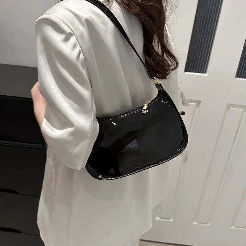 Retro Chic PU Leather Shoulder Underarm Bag With Multi Pocket Interior For Easy Organization