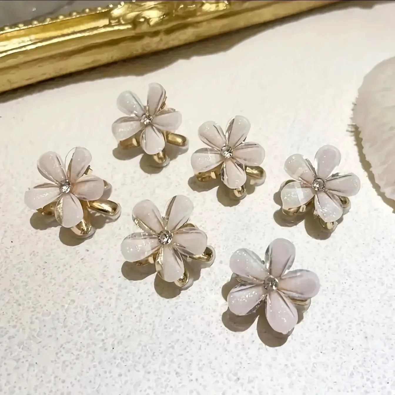Flower Pearl Mini Hair Grab Clips - Simples Market