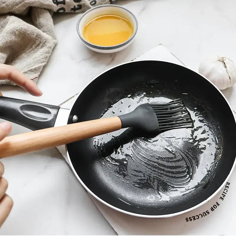 ChefGlow 12-Piece Silicone Kitchen Utensil Set With Nonstick Heat-Resistant Heads And Wooden Handles