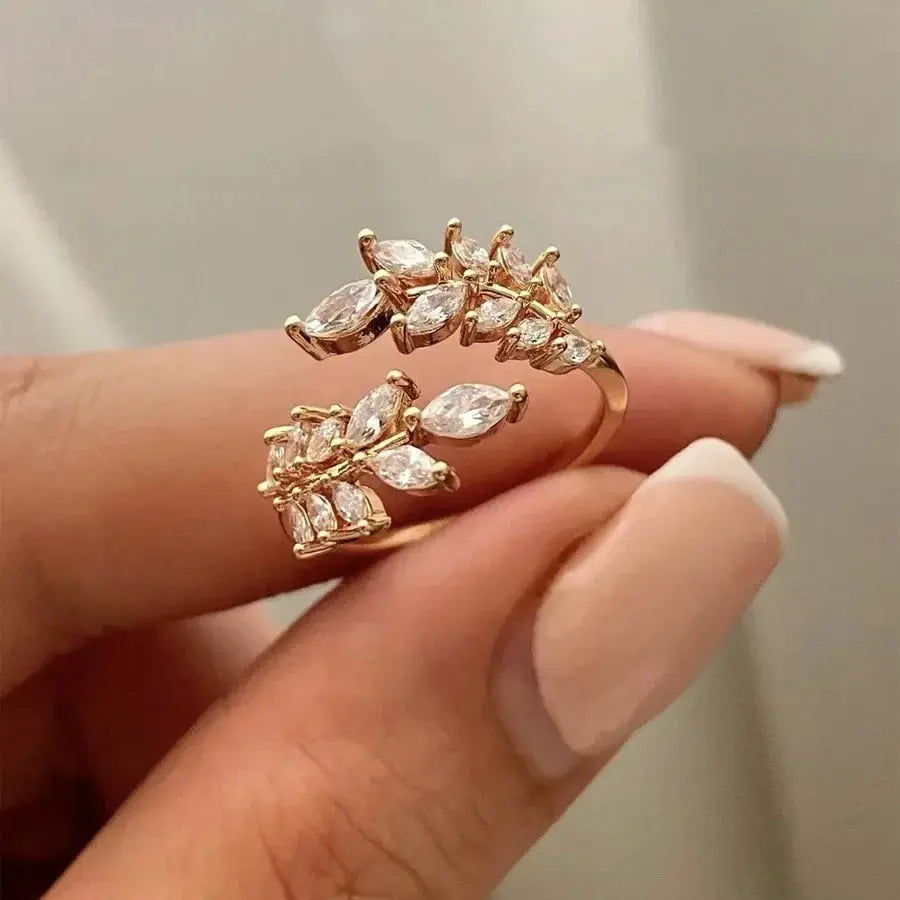 Exaggeration Punk metal ring set for women, gold-tone with marquise-cut crystals, adjustable two-layer leaf design