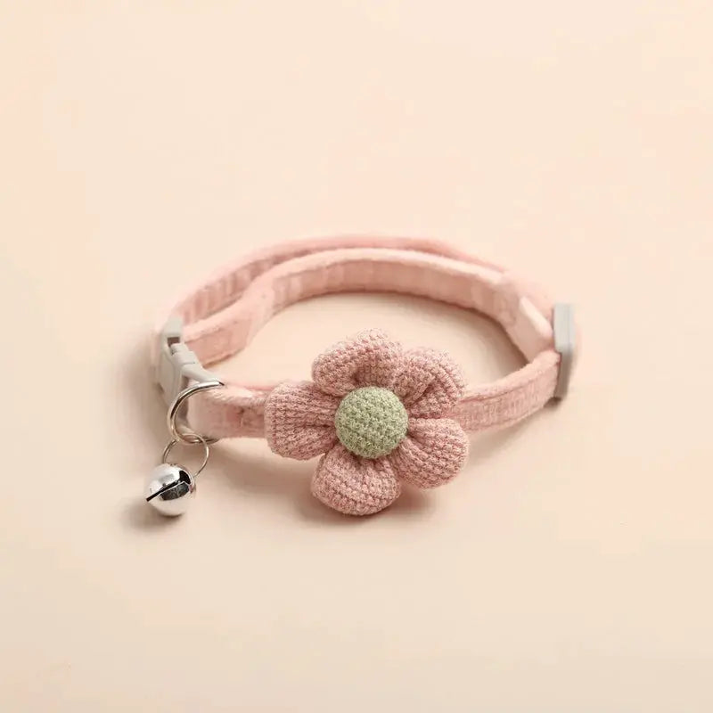Cat Collar With Cute Flower Design Adjustable Buckle Breakaway Safety Bell For Kittens And Small Dogs