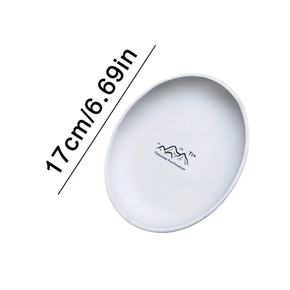 Titanium camping plate by Simples Market, round frosted 17 cm, lightweight reusable dinnerware.