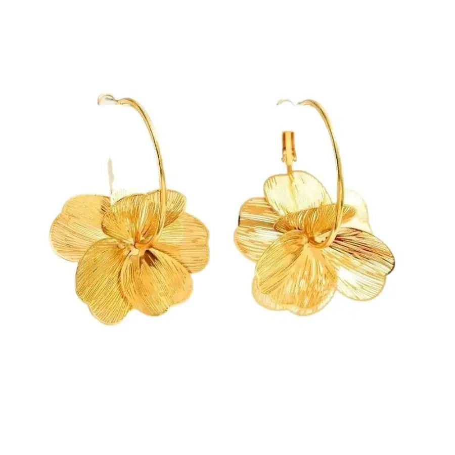 Pair of gold-plated floral hoop earrings with layered petals, lightweight jewelry by Simples Market.