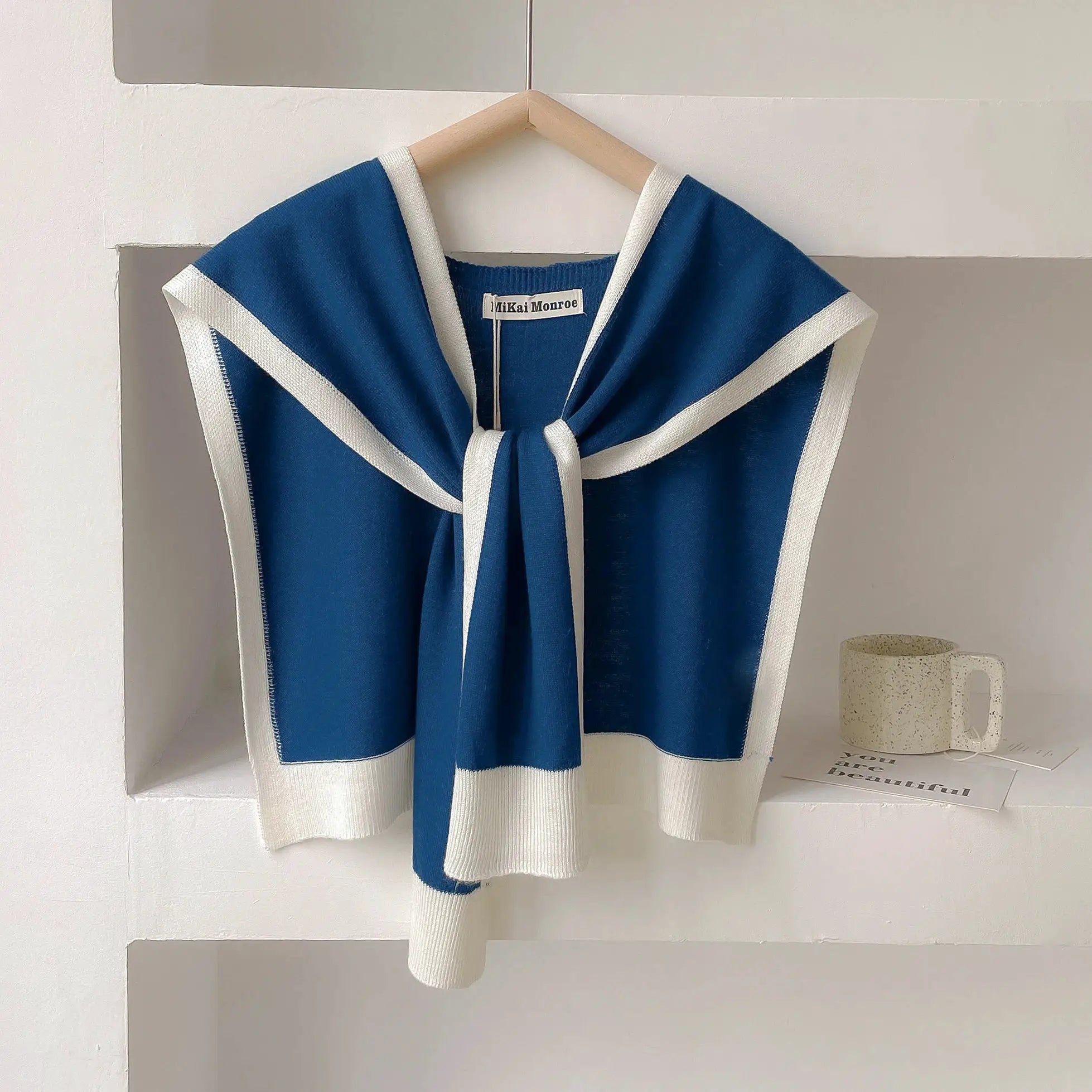 LuxeWeave Spring And Autumn Knitted Shawl Lightweight Comfort For Office Air Conditioned Rooms And Outdoor Wear