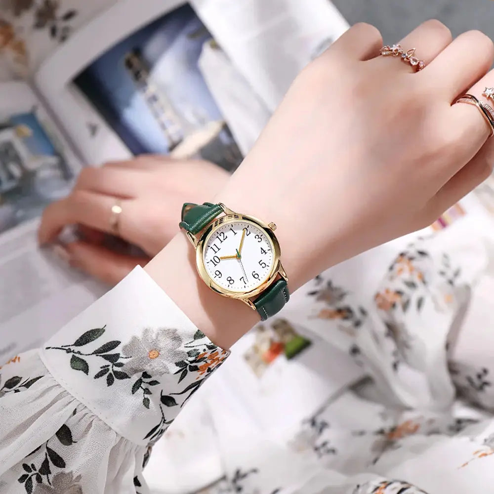 Leisure Fashion Women Quartz Wristwatch With Easy Read Arabic Numerals Simple Dial Candy Color PU Leather Strap