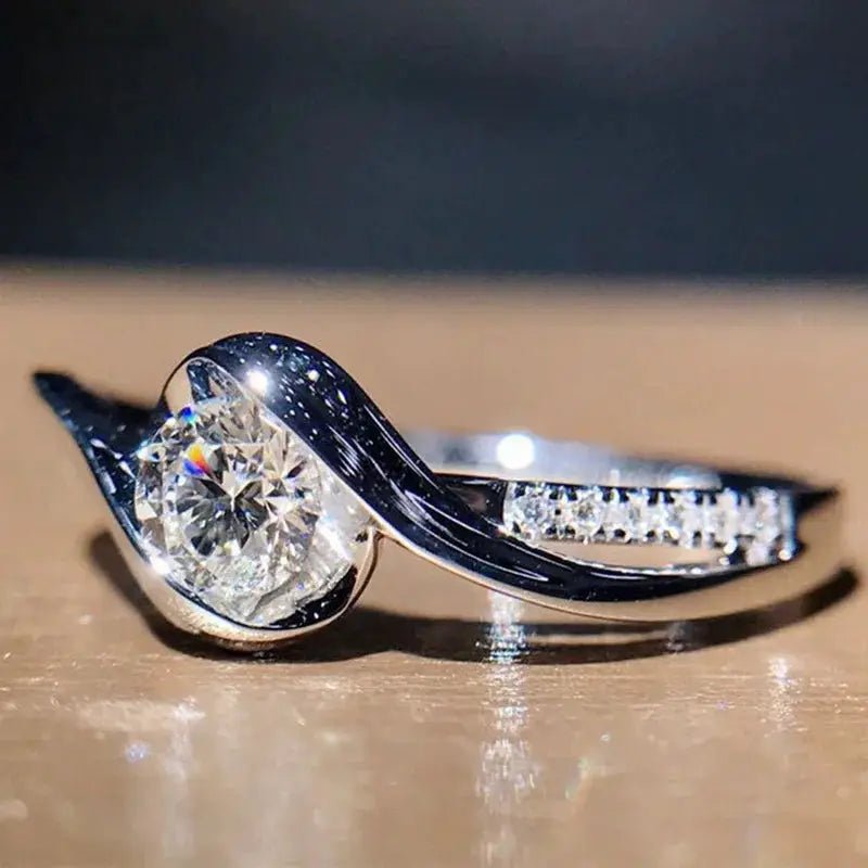 925 Silver Plated Promise Ring With Solitaire Zircon Surrounded By Silk Like Alloy For Bride Engagement Jewelry - Simples Market