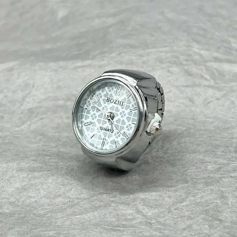 NovaTime Finger Watch Ring Unisex Vintage Alloy Quartz Timepiece With Elastic Band