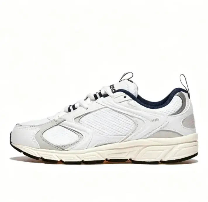 Running sneakers Simples Market 408, white with navy accents and breathable mesh.