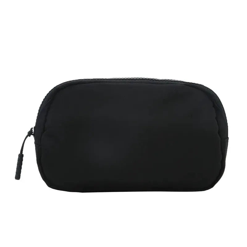 Simples Market black waist bag with zipper, compact fanny pack for travel and outdoor use
